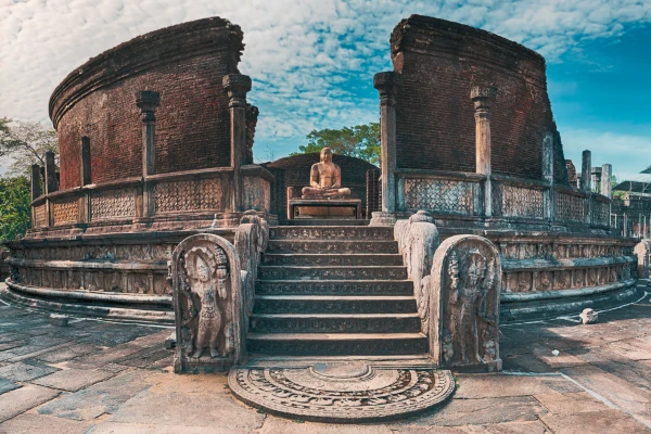 vatadage polonnaruwa sri lanka